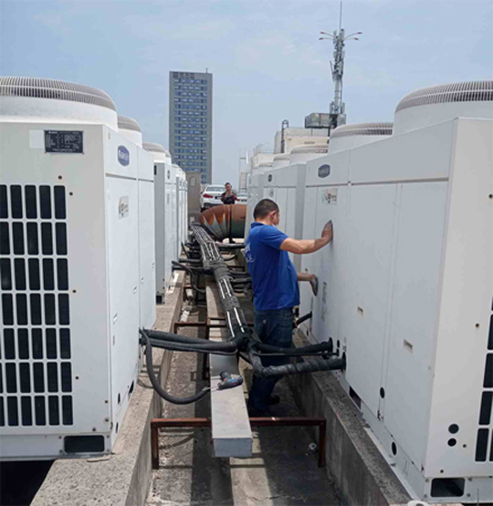 六枝特中央空调制热和不制冷系统维修方法